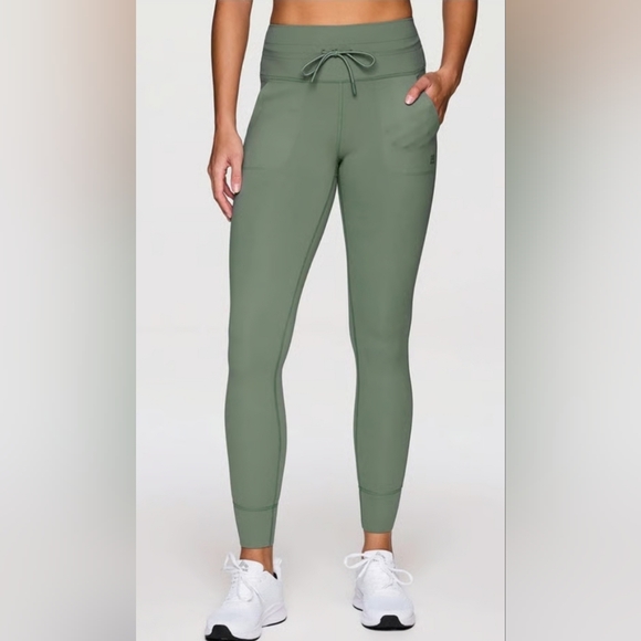 Avalanche Outdoor Supply Co. High Waisted Compression Leggings Size Large New - Picture 1 of 14